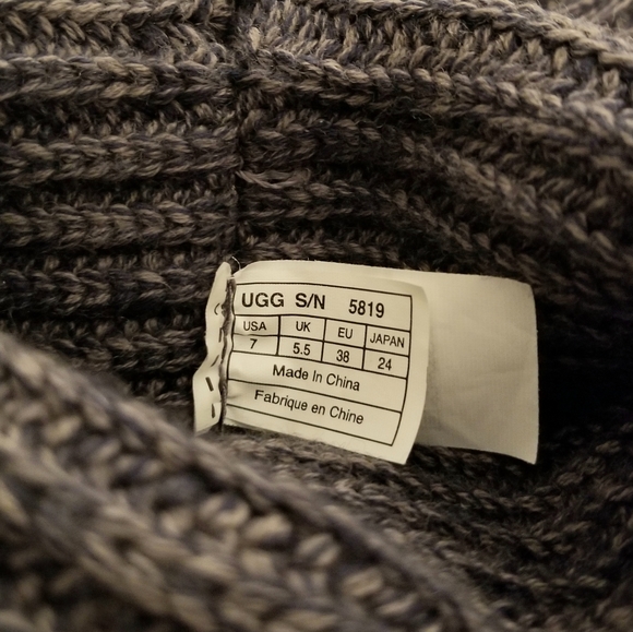 Ugg - Picture 7 of 7